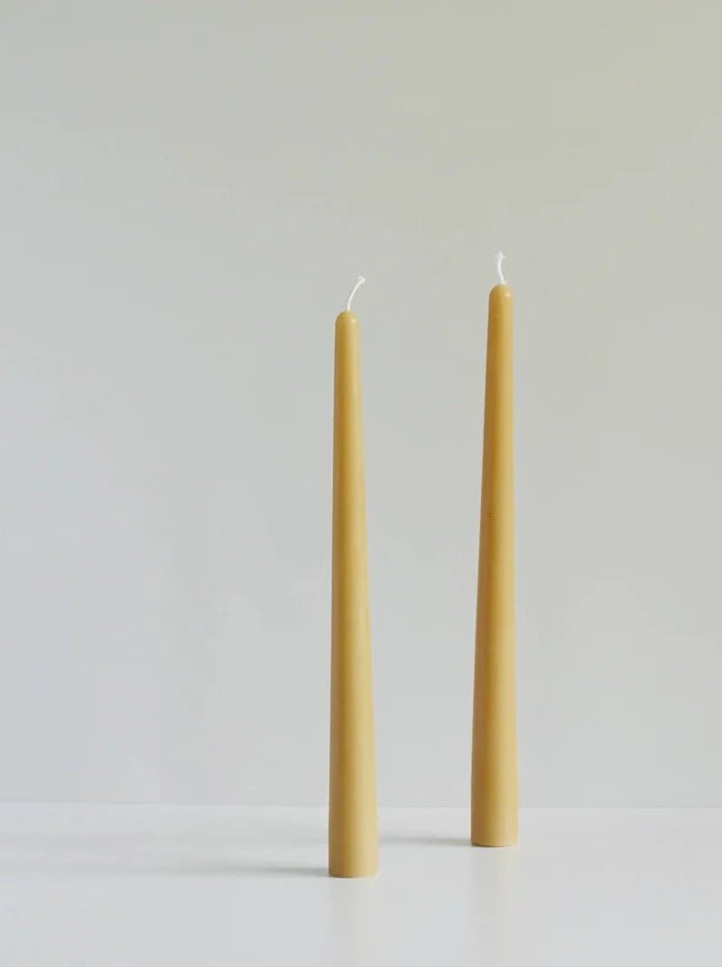 Set of 2 natural beeswax dinner taper candles
